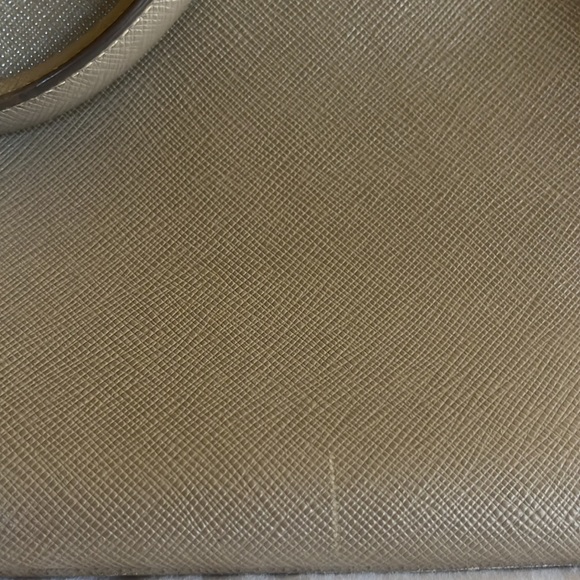 Authentic Prada Saffiano large tote in gray leather - Picture 6 of 12